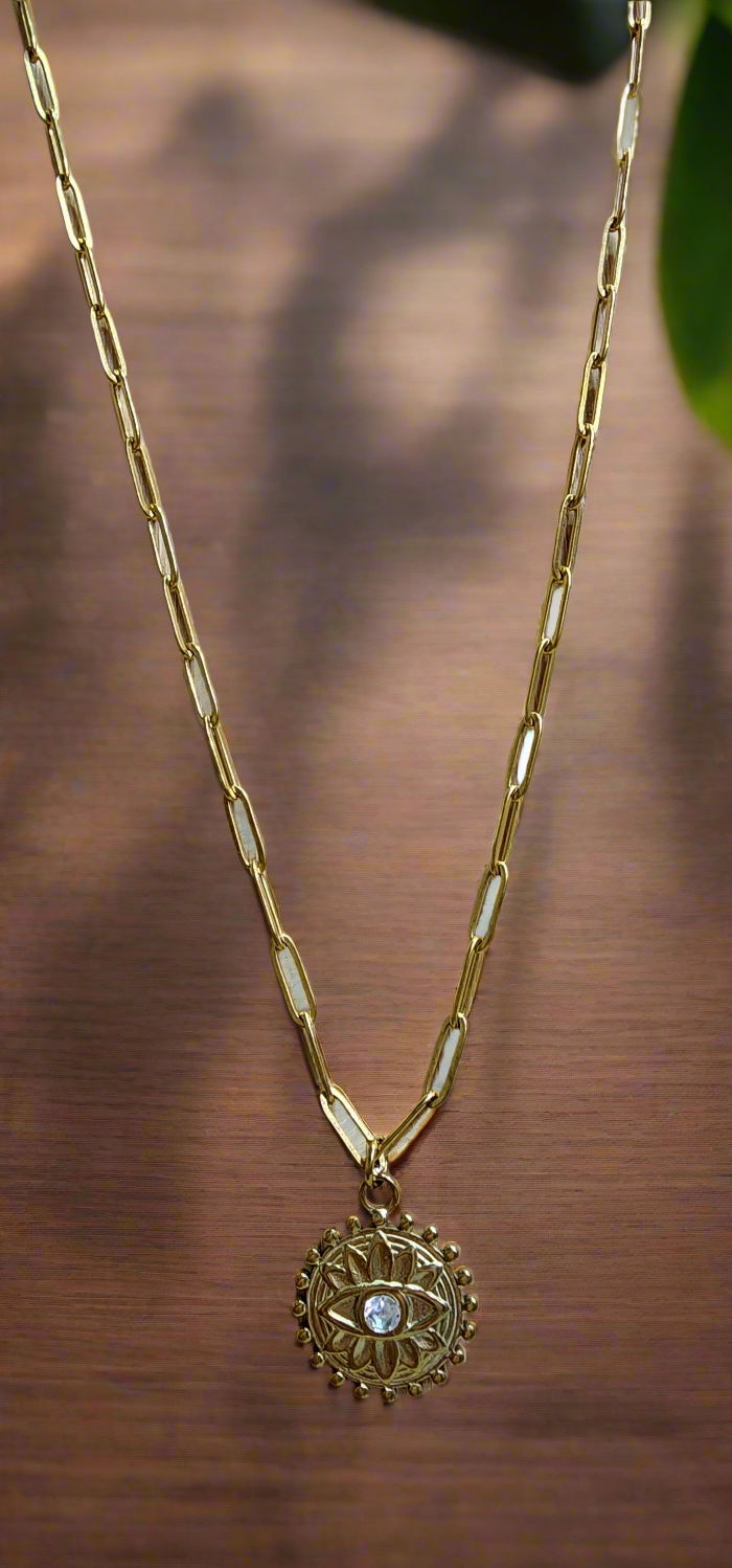 Necklace: Evil eye design
