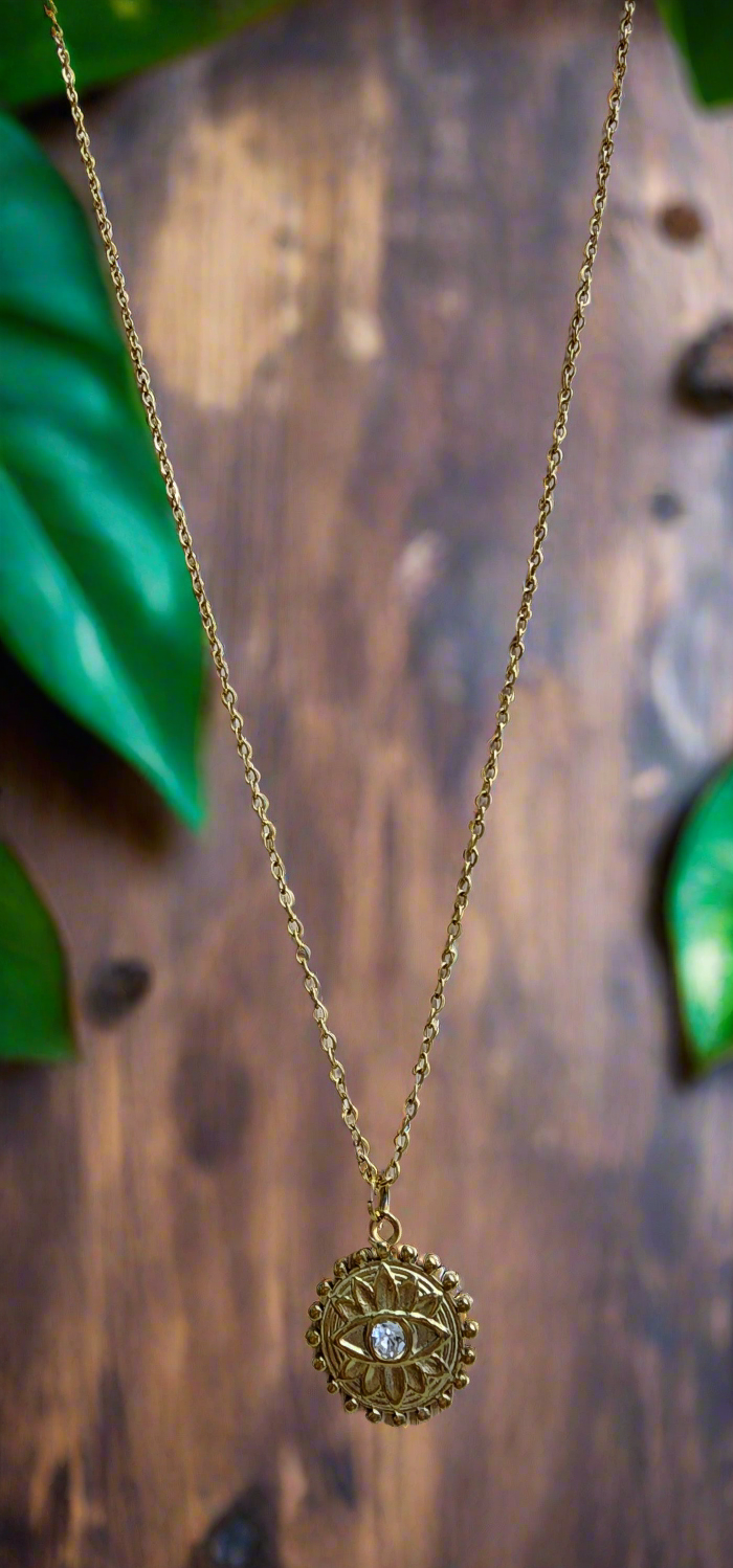 Necklace: Evil eye design
