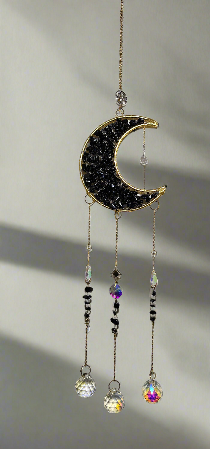 Crystal Hanging, Suncatcher Moon 🌙 hanging. Natural stones.