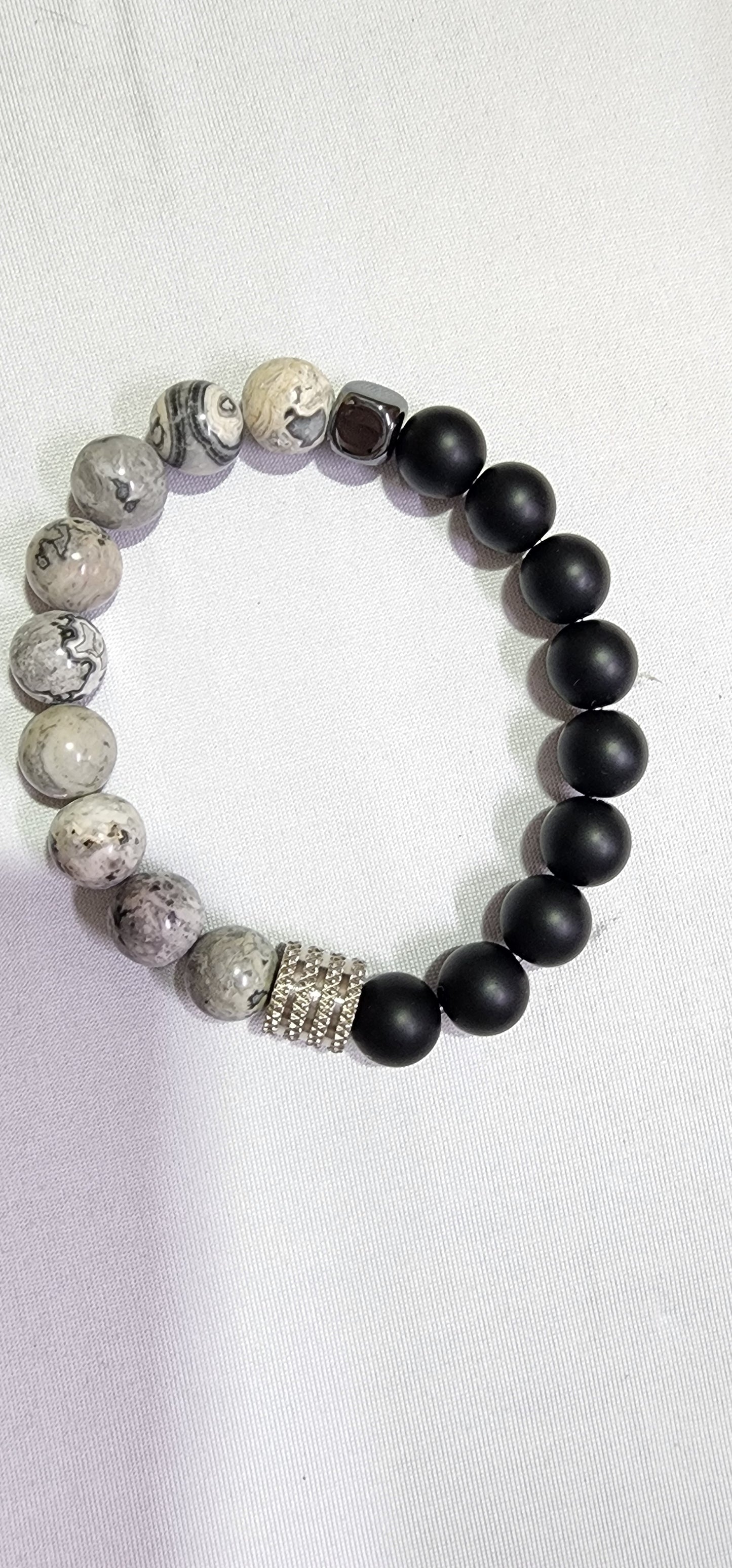 Bracelets: Natural stones