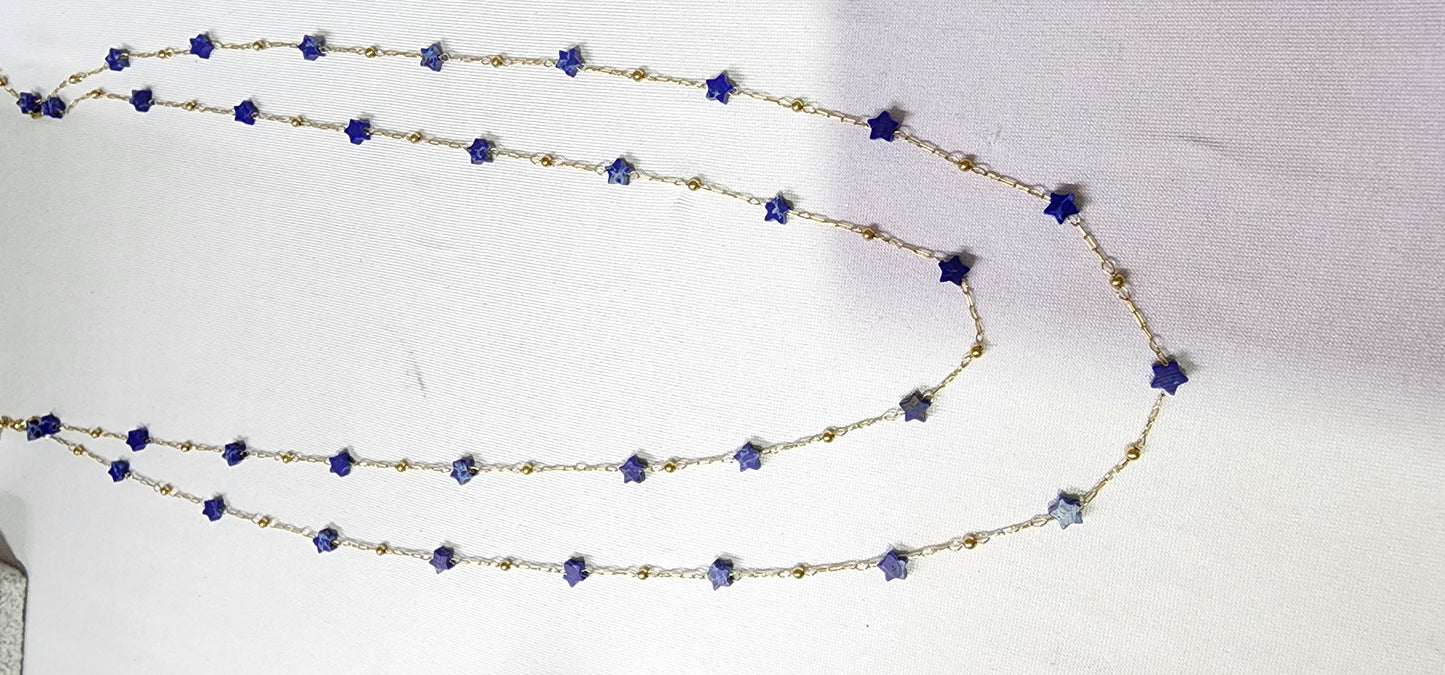 Bracelets, Necklaces or Anklets: Natural stones.