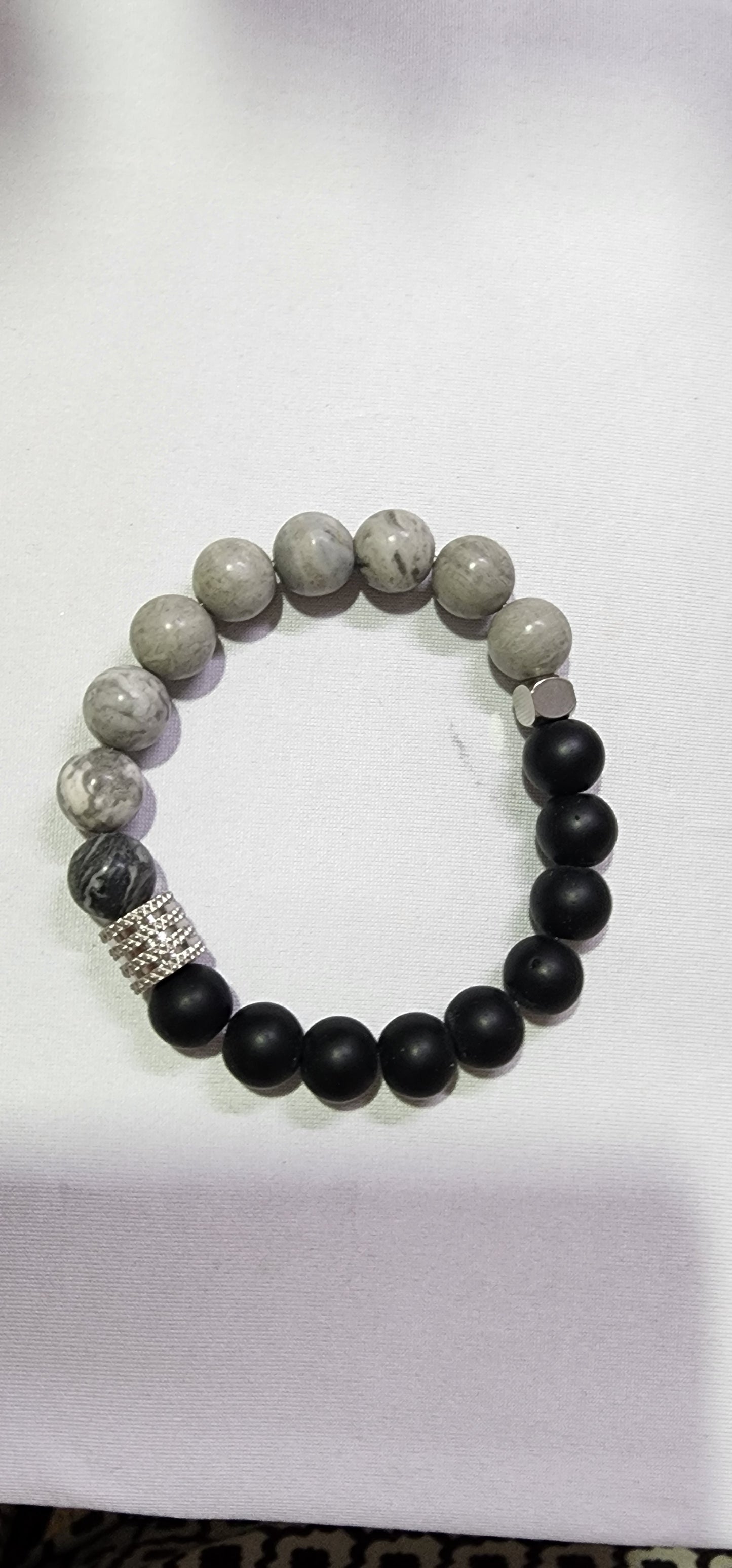 Bracelets: Natural stones