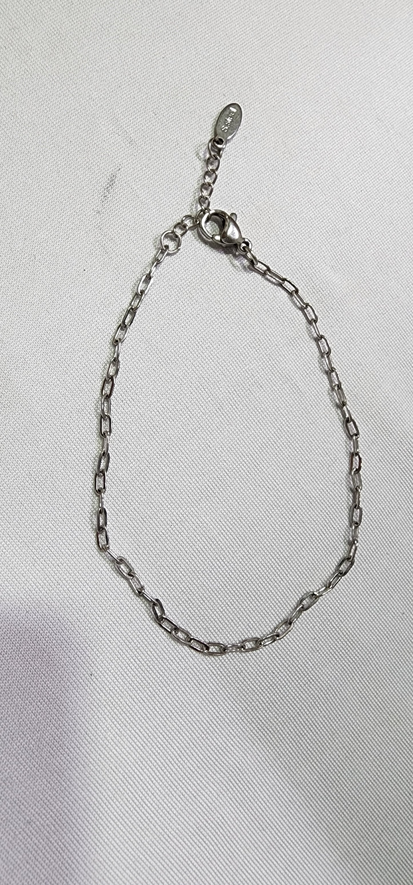 Bracelets; Anklets: Various Chains