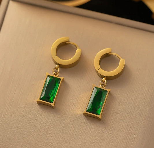 Gorgeous square green Zircon Diamond cut jewellery